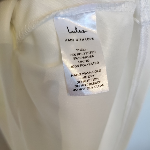 Beautiful Lulu's white dress - Picture 9 of 12